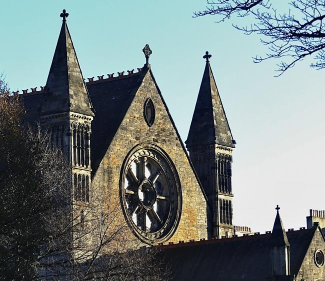 Golden sunshine on Mansfield Traquair Centre